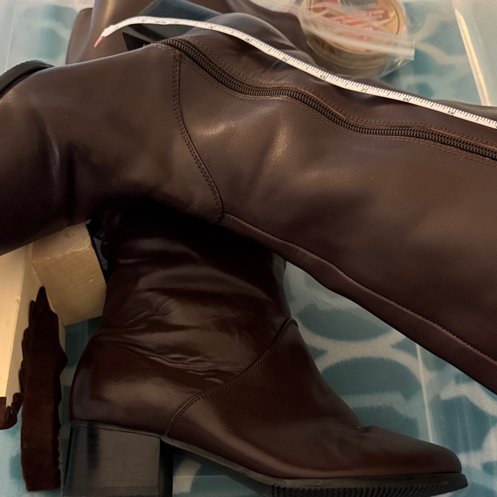 Elegant Brown Leather Women's Boots Wide Calf